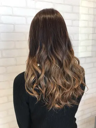 ロング カラー 中川 拓弥のヘアスタイル