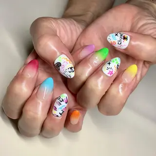 ロング ネイル マツエク・マツパ 福田 加奈のネイルデザイン