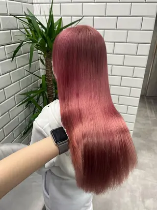 ロング カラー newi赤羽 HINATAのヘアスタイル