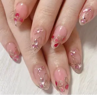 ネイル nail salon Berry所属・前田 りかのネイルデザイン