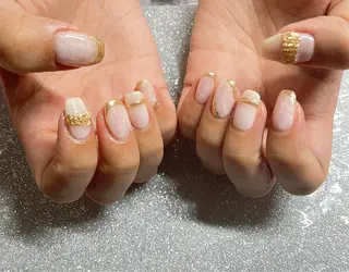 ネイル VIERU 🌈🎀💖のネイルデザイン