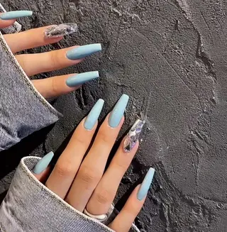 ネイル ネイルサロン 9Carats神田のネイルデザイン