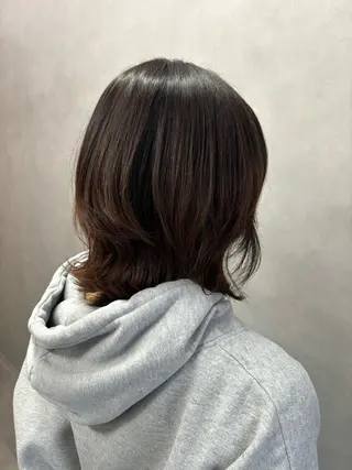 ミディアム ulu by dot.所属・かがみはやと 髪質改善/縮毛矯正のヘアスタイル