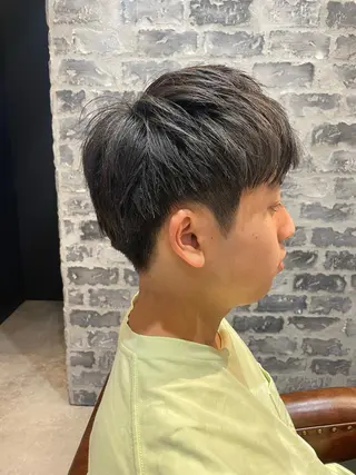 メンズ m.slash.bonheur たまプラーザ所属・鈴木 紗耶子のヘアスタイル