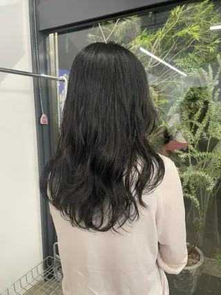 ロング パーマ パーマ、ボブ、透明感 カラー、小須田ゆあのヘアスタイル