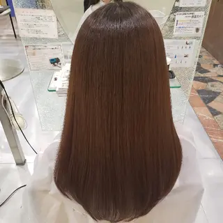EMANON名古屋所属・美谷添（ミヤゾエ） まどか大人ヘアサロンのヘアスタイル