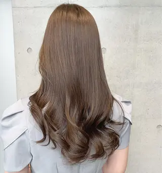 ロング カラー 透明感/オリーブ/ グレージュ/YUKAのヘアスタイル