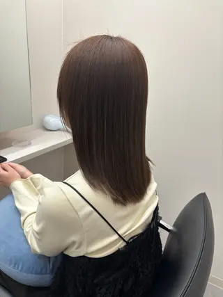 ミディアム と きのヘアスタイル