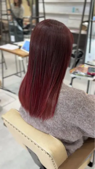 ロング メンズバレイヤージュ 斉藤春のヘアスタイル