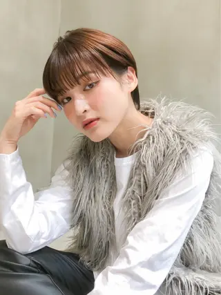 ショート MUSASHI ブリーチカラー◎のヘアスタイル