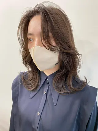 セミロング カラー パーマ ヘアアレンジ メンズ キッズ マツエク・マツパ アイブロウ 韓国風×透明感カラー 髪質改善オタベシンヤのヘアスタイル