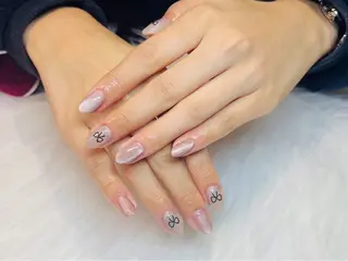 ネイル 、 、の眉毛・アイブロウイメージ