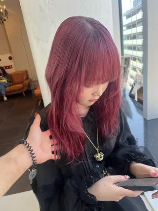 ロング 透明感カラー✨🩵 韓国ヘアkanatoのヘアスタイル