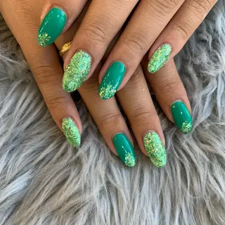 セミロング 竹下 凌香のネイルデザイン