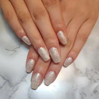 ネイル ジェヌインネイル 河内のネイルデザイン