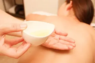 メンズ 楽福RAKUFUKUエステ&リラク所属・RAKUFUKU リンパオイル&小顔のエステ・リラクイメージ