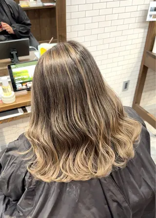 セミロング HairSalonAMIGO所属・田中 郁人のヘアスタイル