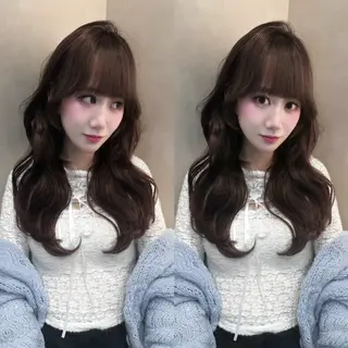 セミロング 𝑴𝑰𝒀𝑼🩰 /透明感カラー/青山のヘアスタイル