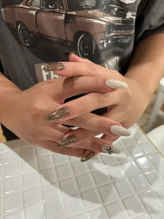 ネイル 東 萌恵香のネイルデザイン