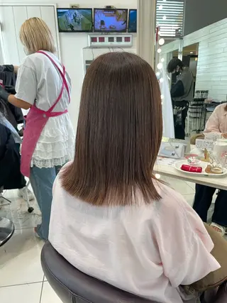 ミディアム 透明感color吉田 沙羅のヘアスタイル