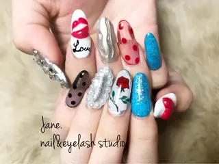 ネイル Yakko pas á pasのネイルデザイン