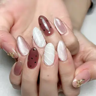 ネイル amu所属・かおる KAORUのネイルデザイン