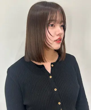ミディアム カラー 似合わせ前髪／ 小顔カット🎀そうのヘアスタイル