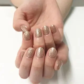 ネイル Dynamoon所属・吉田 芹菜のネイルデザイン