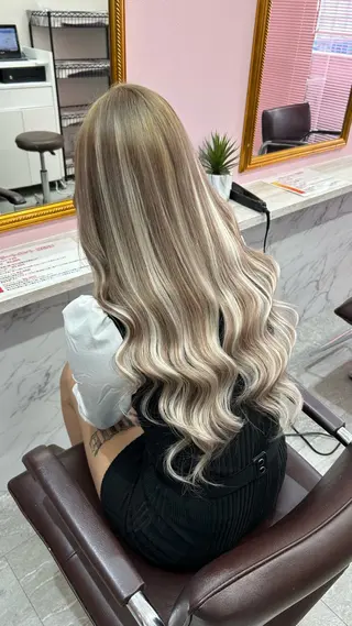 ロング PREss Yuiのヘアスタイル