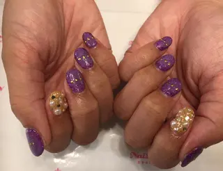 ネイル ネイルリボン 受付スタッフのネイルデザイン