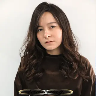 ロング Endearing 銀座/レイヤーカットのヘアスタイル