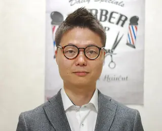 ショート メンズ 治部  友昭のヘアスタイル