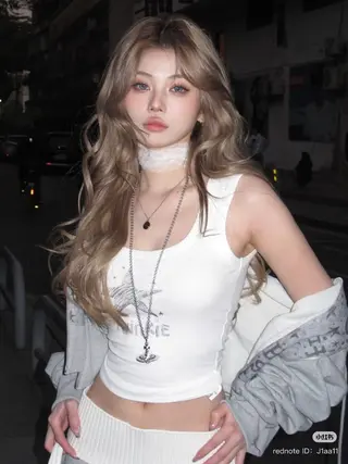 ロング 艶髪ハイトーンカラー 渋谷🎀ririkaのヘアスタイル