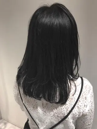 セミロング 赤み消し韓国ヘア レイヤー縮毛🤍渡邉のヘアスタイル