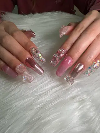 YOUTH nails waxing所属・YOUTH natsumiのネイルデザイン