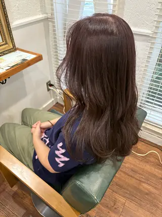 ロング カラー 江原 彩華のヘアスタイル