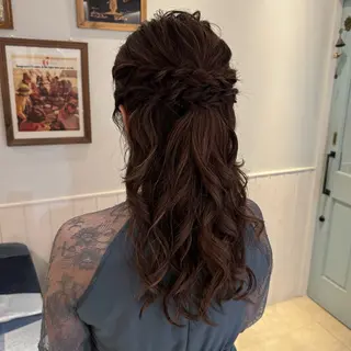 ロング ヘアアレンジ 🍀ブリーチ/艶カラ ー🍀 コイケのヘアスタイル