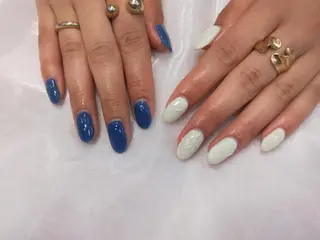 ネイル R'well所属・はばすみれ🎀ﾈｲﾙ 光ﾌｪｲｼｬﾙ ﾍｱのネイルデザイン