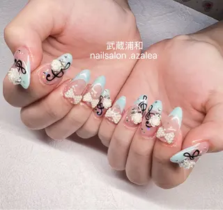 ネイル R inのネイルデザイン