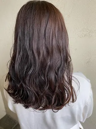 セミロング カラー ami🍑艶カラー/ 髪質改善/透明感のヘアスタイル