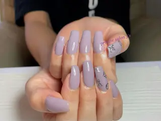 ネイル y' sのネイルデザイン