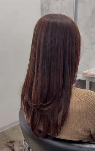 ロング 飯田 冴のヘアスタイル