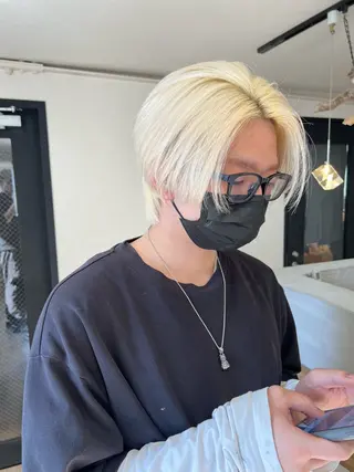 ショート カラー 🌱小顔魅せカット 透明感カラー/泉綺のヘアスタイル