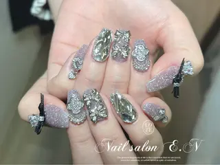 ネイル E.N🦋 長さ出し/持ち込みのネイルデザイン