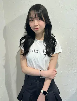 ロング カラー ハイトーン/レイヤー /艶カラー🎀のヘアスタイル