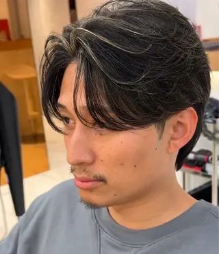 メンズ 白髪ぼかし/白髪 メッシュ/ゆうとのヘアスタイル