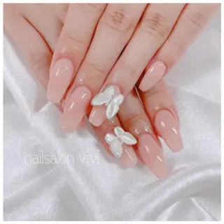 ネイル ＶＩＶＩ nailsalonのネイルデザイン