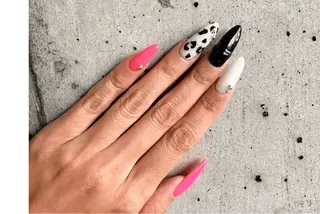 ネイル NAIL Salon IP所属・長谷川 奈緒美のネイルデザイン