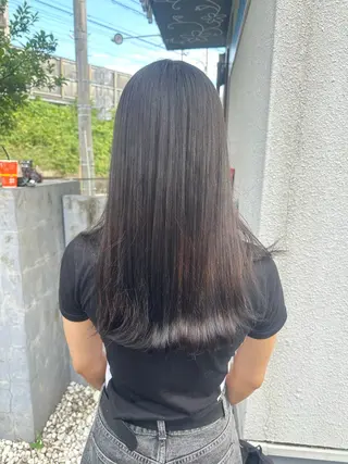 ロング カラー 安達 望のヘアスタイル