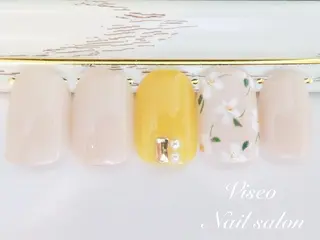 ネイル Viseo《6週間 長持ちパラジェル》のネイルデザイン